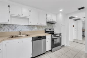 2781 Taft St APT 303, Hollywood, FL 33020, - MLS#A11967353
