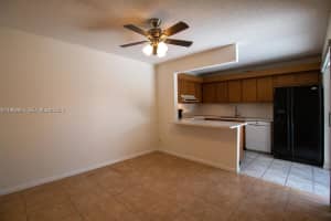 351 Lake Arbor Dr Palm Springs, FL 33461 - MLS#A11967375