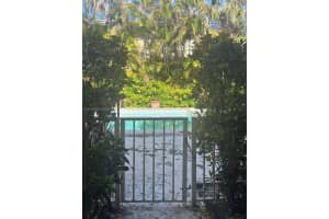 427 Santander Ave 101 Coral Gables, FL 33134 - MLS#A11967420