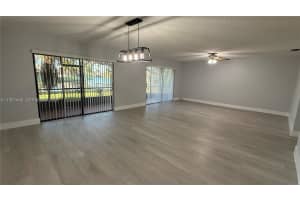 223 Lakeside Cir 223 Sunrise, FL 33326 - MLS#A11967449