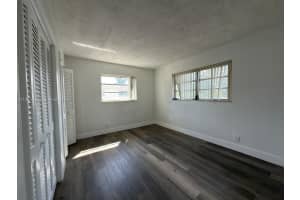 1120 Ne 10th St 5 Hallandale Beach, FL 33009 - MLS#A11967459