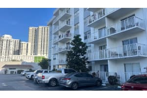 16465 Ne 22nd Ave 514 North Miami Beach, FL 33160 - MLS#A11967460