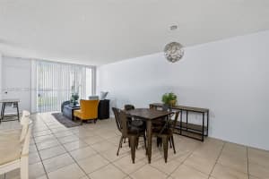 9777 Nw 46th Ter 111 Doral, FL 33178 - MLS#A11967487