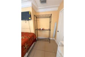 3580 Nw 32nd Ct Efficiency Lauderdale Lakes, FL 33309 - MLS#A11967499