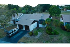 9311 Wedgewood Dr A19, Tamarac, FL 33321, - MLS#A11967510