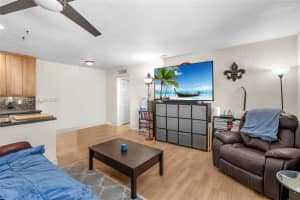 1423 Holly Heights Dr 18 Fort Lauderdale, FL 33304 - MLS#A11967516