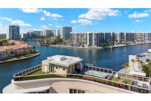 12 Seacrest Pkwy 3 Hollywood, FL 33019 - MLS#A11967547