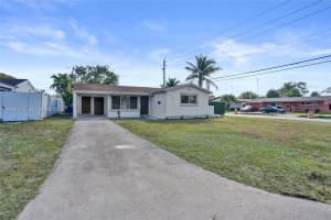 3221 Sw 67th Way Miramar, FL 33023 - MLS#A11967579