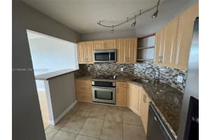 3301 Spanish Moss Ter 604 Lauderhill, FL 33319 - MLS#A11967584