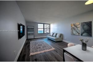 2899 Collins Ave APT 1203, Miami Beach, FL 33140, - MLS#A11967594