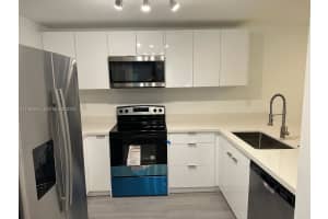 210 11th St , Miami, FL 33130 - MLS#A11967627