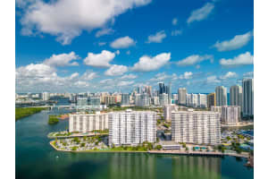300 Bayview Dr APT 1910, Sunny Isles Beach, FL 33160, - MLS#A11967639
