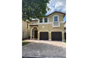 11042 Nw 48th Ln Doral, FL 33178 - MLS#A11967649
