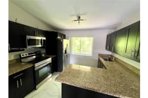 8027 Lake Dr 201 Doral, FL 33166 - MLS#A11967670