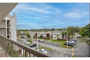 10155 NW 9th St Cir # 4-401, Miami, FL 33172, - MLS#A11967679