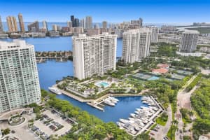 7000 Island Blvd 2404 Aventura, FL 33160 - MLS#A11967684