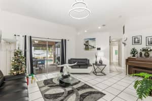 1203 Se 27th St Cape Coral, FL 33904 - MLS#A11967686