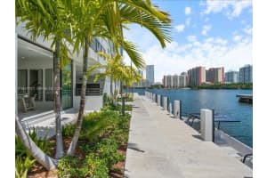 4008 Ne 167th St 6 North Miami Beach, FL 33160 - MLS#A11967721