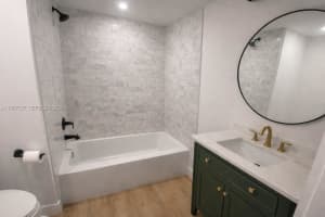 2935 Ne 163rd St 3k North Miami Beach, FL 33160 - MLS#A11967727