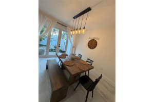 11536 Nw 43rd Ter Doral, FL 33178 - MLS#A11967774