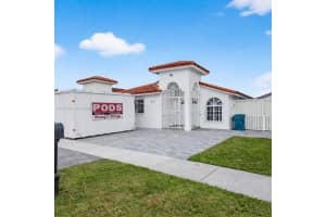 8859 Nw 110th Ln Hialeah Gardens, FL 33018 - MLS#A11967784