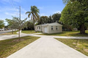 1400 62nd Ave , West Miami, FL 33144 Sold 04/17/26