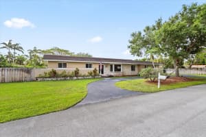 9750 Sw 143rd Dr Miami, FL 33176 - MLS#A11967868