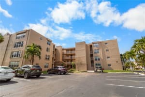 9440 Tangerine Pl 202, Davie