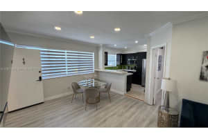 10004 E Bay Harbor Dr 8 Bay Harbor Islands, FL 33154 - MLS#A11967946