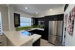 10004 E Bay Harbor Dr 8 Bay Harbor Islands, FL 33154 - MLS#A11967946