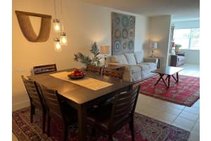 9581 Sunrise Lakes Blvd 208 Sunrise, FL 33322 - MLS#A11967957