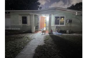 12040 Nw 20th Ave, Miami