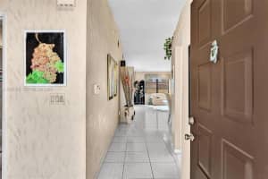 6116 Kings Gate Cir Delray Beach, FL 33484 - MLS#A11967971