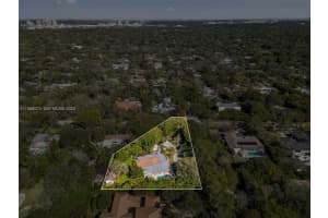 11220 Sw 67th Ave Pinecrest, FL 33156 - MLS#A11968003