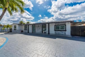 4920 Nw 196th Ter Miami Gardens, FL 33055 - MLS#A11968033