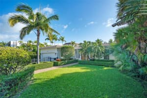 10121 E Broadview Dr Bay Harbor Islands, FL 33154 - MLS#A11968034