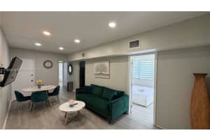 10004 E Bay Harbor Dr 10 Bay Harbor Islands, FL 33154 - MLS#A11968048