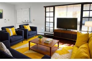 20040 E Oakmont Dr, Hialeah, FL 33015, - MLS#A11968053