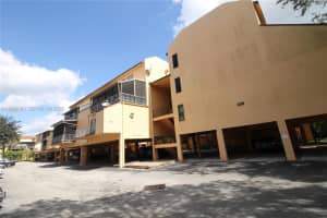 430 Commodore Dr 314 Plantation, FL 33325 - MLS#A11968060