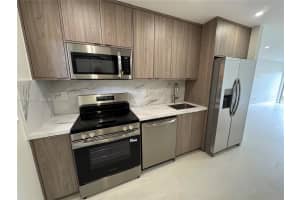 1900 W 54th St 219 Hialeah, FL 33012 - MLS#A11968086