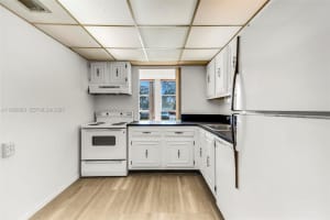 801 Three Islands Blvd 111 Hallandale Beach, FL 33009 - MLS#A11968089