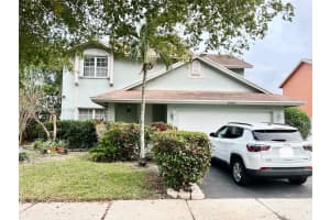 9740 Sw 14th St, Pembroke Pines