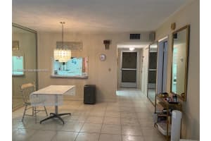 215 Se 3rd Ave 3 D Hallandale Beach, FL 33009 - MLS#A11968120