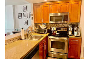 600 Ne 36th St 820 Miami, FL 33137 - MLS#A11968122