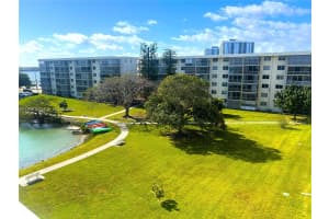 2851 Leonard Dr J502 Aventura, FL 33160 - MLS#A11968123