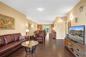 4812 Washington St 3 Hollywood, FL 33021 - MLS#A11968133