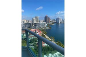 3301 Ne 183 2209, Aventura