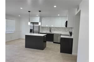 1039 Newport H 1039 Deerfield Beach, FL 33442 - MLS#A11968178