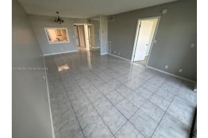 1101 Crystal Lake Dr 508 Deerfield Beach, FL 33064 - MLS#A11968194