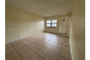 7311 Nw 37th St 1 Davie, FL 33024 - MLS#A11968200